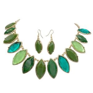Green Tones Large Flair Necklace Earrings Set